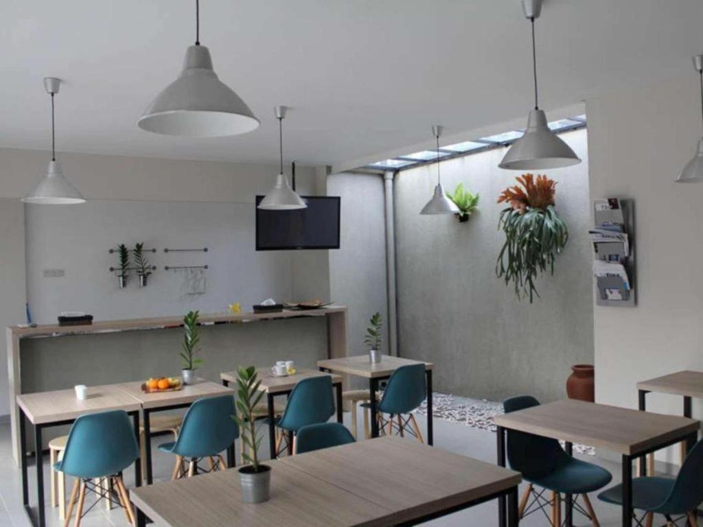 Casa Living Setiabudi Jakarta Exterior foto
