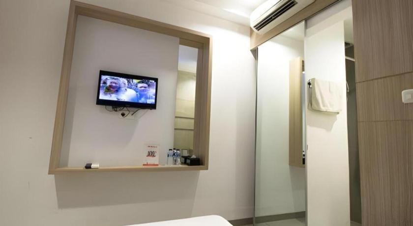 Casa Living Setiabudi Jakarta Exterior foto