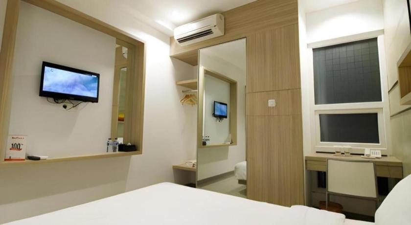 Casa Living Setiabudi Jakarta Exterior foto
