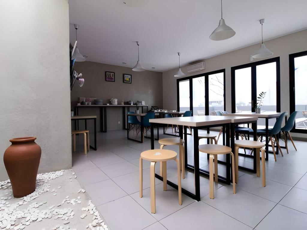 Casa Living Setiabudi Jakarta Exterior foto